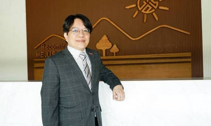 錸恩帕斯獲2025國家磐石獎 進軍全球半導體