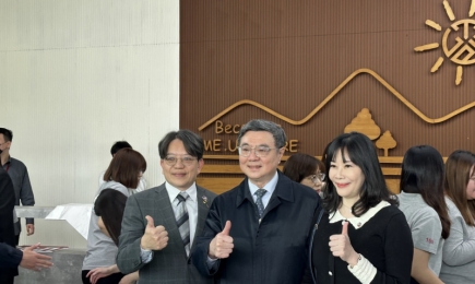 助產業因應美國關稅 卓榮泰訪台積電供應鏈廠商錸恩帕斯